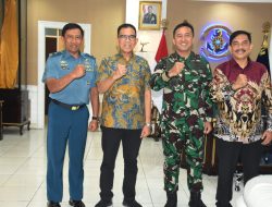 Bahas Strategi Pelestarian Sejarah TNI AL, Dankodiklatal Terima Official Call Kadisjarahal