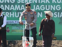 Kapolda Jatim Pimpin Penanaman Jagung Serentak di Nganjuk, Dukung Target Nasional 10 Juta Ton