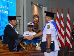Lahirkan 99 Teknokrat Tangguh, Dankodiklatal Hadiri Wisuda STTAL 2025