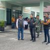 Dandim 0829/Bangkalan Dampingi Kajasdam V/Brawijaya berikan santunan kepada Anak Yatim di Makodim