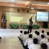 Sat Binmas Polres Nganjuk Tanamkan Nilai Disiplin di MPLS SMK Muhammadiyah 1