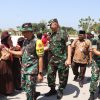 Kasi Teritorial Kasrem 084/Bhaskara Jaya Dampingi Tim Wasev Mabesad Tinjau Progres TMMD ke-125 di Desa Kramat Pamekasan.