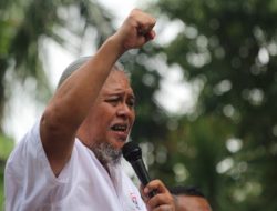 Ada Apa Dengan Walikota Surabaya?