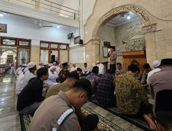 Polres Probolinggo Safari Jum’at Wujudkan Kemitraan yang Solid dan Lingkungan Kondusif