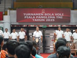 Danrem 084/Bj Resmi Buka Open Tournament Bola Voli Piala Panglima TNI 2025 di Gresik