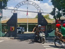 Patroli Bersama Koramil 0817/05 Kota Gresik, GP Ansor, Banser, dan PPM Jaga Kondusifitas Wilayah