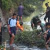 Korem 081/DSJ Bersihkan Sungai Maling dan Bantu Warga Sekitar
