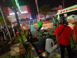 Sinergi Ojol, Warga, dan Polisi di Gresik Selamatkan Korban Kecelakaan