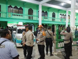 Polresta Sidoarjo Terjunkan 40 Personel Samapta Bantu Evakuasi di Ponpes Al Khoziny