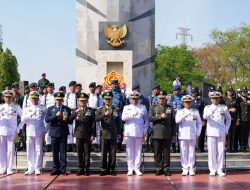 Jelang HUT ke-80 TNI, Kodam Brawijaya Gelar Ziarah di TMP