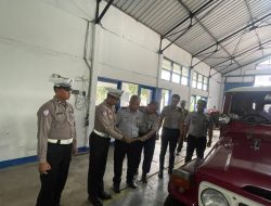 Cegah Kecelakaan, Satlantas Polres Malang Gelar Ramp Check Jeep Wisata Bromo