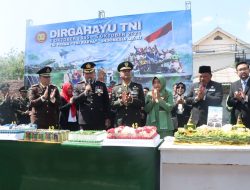Kapolres Nganjuk Hadiri Upacara HUT TNI ke-80, Wujudkan Sinergi Forkopimda Lewat Kejutan Spesial