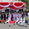 Tegaskan Sinergi TNI-Rakyat Menuju Indonesia Maju, Wadan Kodiklatal Pimpin Upacara Peringatan HUT ke-80 TNI di Surabaya