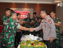 Korem 084/Bhaskara Jaya Terima Kunjungan Polsek Waru dalam Rangka HUT ke-80 TNI