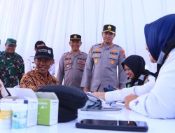 Polres Ngawi Gelar Bakti Kesehatan Gratis Warga Padas : Terima kasih Pak Polisi