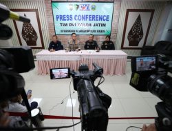Tim DVI Polda Jatim Kembali Identifikasi 8 Jenazah Korban Robohnya Ponpes Al-Khoziny Sidoarjo