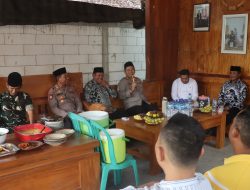 Kapolres Nganjuk, Wujudkan Harkamtibmas dengan Silaturahmi Bersama Kepala Desa se Kec. Lengkong di Desa Ketandan.
