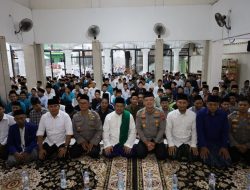 Peringati Hari Santri, Polres Tulungagung Salurkan Bantuan 15 ton Beras untuk 60 Pondok Pesantren