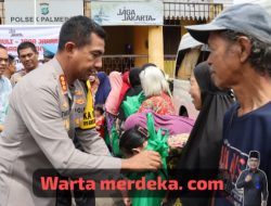Polres Metro Jakarta Barat Gelar Jumat Peduli, Warga Palmerah Terima Sembako