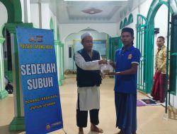 Sedekah Subuh Polsek Tapung Hulu Menyentuh Hati Warga