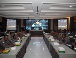 Jelang Operasi Zebra Semeru 2025, Polres Pelabuhan Tanjung Perak Matangkan Kesiapan Lewat Latpraops.