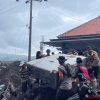 Satbrimob Polda Jawa Timur Perkuat Operasi Kemanusiaan Pasca Erupsi Semeru