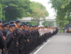 Polrestabes Surabaya Gelar Apel Pengamanan 3.000 Peserta Aksi Unjuk Rasa