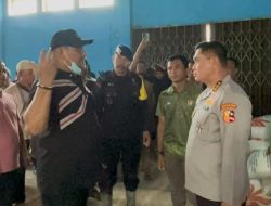 Astamaops Kapolri Tinjau dan Serahkan Bantuan untuk Korban Bencana di Aceh Tamiang