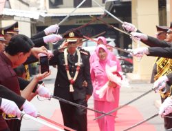 Polres Nganjuk Gelar Pelepasan Purna Bhakti 23 Personel, Kapolres Sampaikan Penghormatan dan Apresiasi