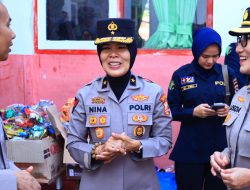 Tim Trauma Healing Ops Aman Nusa II Tinjau Posko Pengungsian di Kota Padang