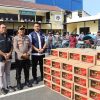 Sambut HUT Reserse ke-78, Polres Pelabuhan Tanjung Perak Bagikan Ratusan Sembako ke Tukang Becak dan Sosialisasi Call Center 110