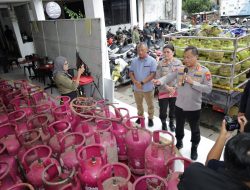 Polrestabes Surabaya Amankan 4 Orang Praktik Oplosan LPG 3 Kg ke 12 Kg