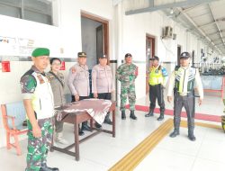 Polres Pasuruan Pantau Arus KA di Bangil, Libur Nataru 2025 Volume Penumpang Turun