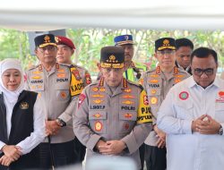 Kapolri Salurkan 1000 paket Sembako Untuk Warga di Nganjuk