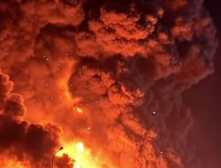 KRONOLOGI KEBARAKAN PT DUA KELINCI YANG MENYEBABKAN KERUGIAN MILYARAN RUPIAH