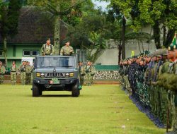 Kasdam V/Brawijaya Hadiri Sertijab Pangdivif 2 Kostrad di Singosari, Tegaskan Kesiapsiagaan Operasional