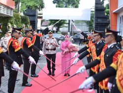 Tradisi Pisah Sambut Kapolres Gresik, AKBP Rovan Berpamitan, AKBP Ramadhan Siap Lanjutkan Pengabdian