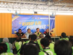 Sinergi di Balik Secangkir Kopi: Polres Gresik Rangkul Driver Ojol dalam Operasi Keselamatan Semeru