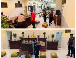Polres Lumajang Lakukan Sterilisasi Vihara Jelang Perayaan Imlek