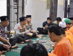 Kapolrestabes Surabaya Buka Puasa Bersama Tahanan, Wujud Kepedulian dan Pembinaan di Bulan Ramadan