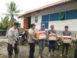 Polres Probolinggo Salurkan Bansos untuk Korban Longsor dan Banjir
