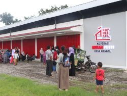 Sore Ceria di Depan KDKMP Kendal, Warga Rasakan Manfaat Sejak Dini