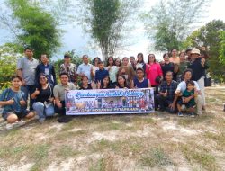 Ibadah Padang GPdI Desa Petapahan, Jemaat Pererat Kebersamaan di Danau Tosca