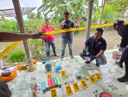 Polres Situbondo Amankan Tersangka Pembuat Petasan Sita 5,1 Kg Bubuk Mercon