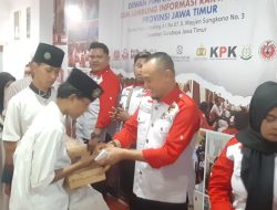 Ramadan Penuh Kepedulian: Pengurus DPD LSM Lira Surabaya Gelar Buka Bersama dan Santuni Anak Yatim