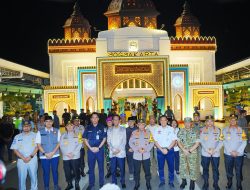 Tinjau Stasiun Tugu DIY, Kapolri Pastikan Puncak Arus Mudik Berjalan Aman