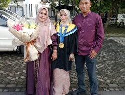 Lulus dari Fakultas Keperawatan UNAIR, Nadia Putri Salsabila Raih Momen Membanggakan