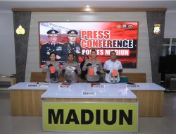 Polres Madiun Amankan Dua Tersangka Curanmor Modus Incar Motor di Persawahan dan Tera Rumah