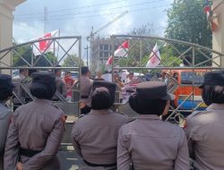 Dua Kali Pengadilan Negeri (PN) Tanjung Karang Didemo Lembaga Swadaya Masyarakat Bersatu (LSMB)