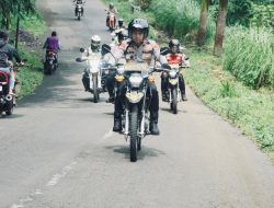 Kapolres Pasuruan Sambangi Desa Ngembal, Serap Aspirasi dan Salurkan Bantuan